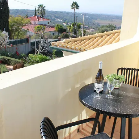 Oda ve Kahvaltı Tranberg Ferreiras